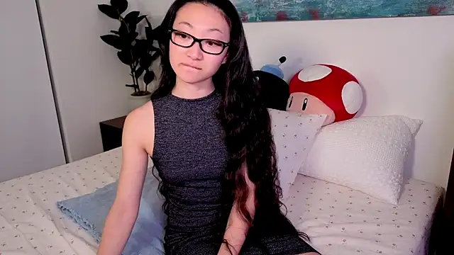 MySweetSofie online show from 23, 11, 2025