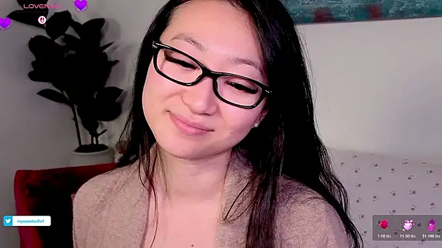 MySweetSofie online show from 3, 2, 2026