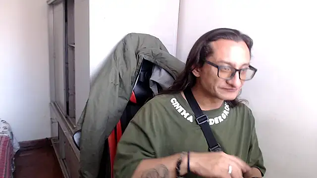 Latintemptation26 online show from 21, 6, 2026
