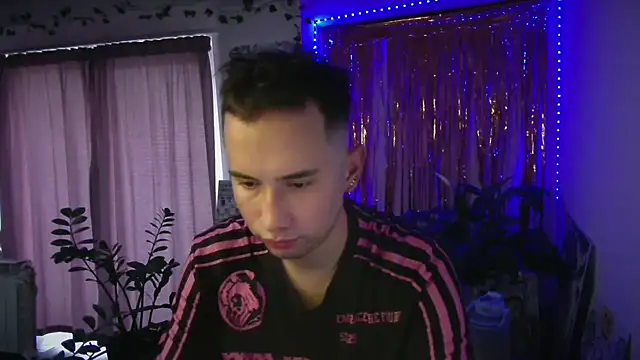 Moon boyy online show from 24, 6, 2026