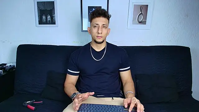 Snapshot of Sr_Maykol chatting on 1, 8, 2026 Sr Maykol online show from 1, 8, 2026