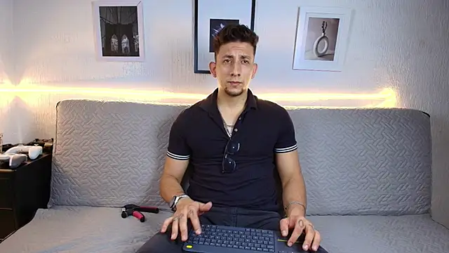 Snapshot of Sr_Maykol chatting on 15, 7, 2026 Sr Maykol online show from 15, 7, 2026