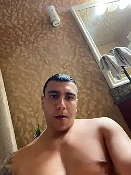 Snapshot of skinnyarab1995 chatting on 6, 7, 2026 skinnyarab1995 online show from 6, 7, 2026