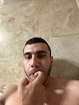 Snapshot of skinnyarab1995 chatting on 19, 6, 2026 skinnyarab1995 online show from 19, 6, 2026