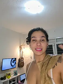 casalfogoegasolina online show from 22, 7, 2026