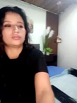 Snapshot of victorialuxe_ chatting on 20, 6, 2026 victorialuxe online show from 20, 6, 2026
