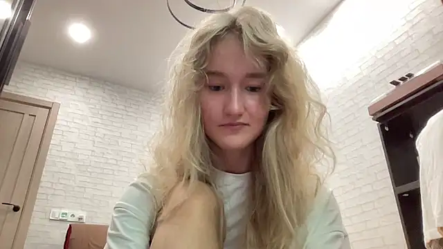 MissMillyx online show from 25, 6, 2026