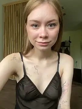KarolinaMyles online show from 21, 6, 2026