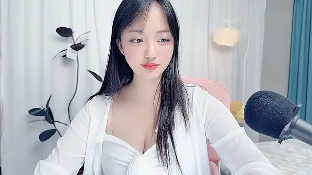 Snapshot of Winnie666999 chatting on 23, 7, 2026 Winnie666999 online show from 23, 7, 2026