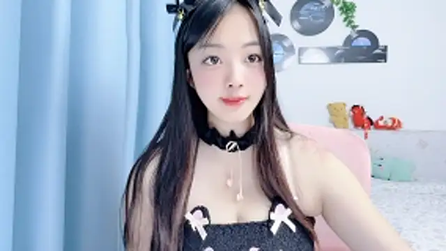 Snapshot of Winnie666999 chatting on 6, 7, 2026 Winnie666999 online show from 6, 7, 2026