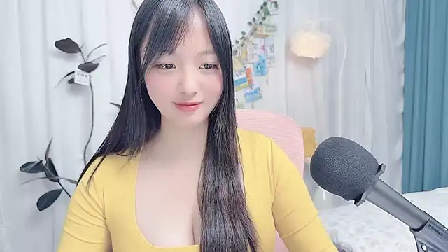 Snapshot of Winnie666999 chatting on 7, 8, 2026 Winnie666999 online show from 7, 8, 2026