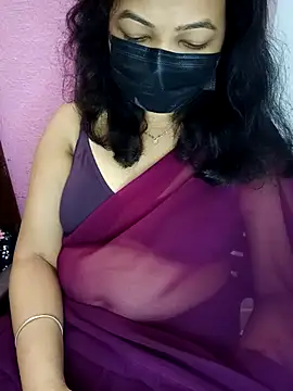 Mangelxoxo online show from 28, 7, 2026
