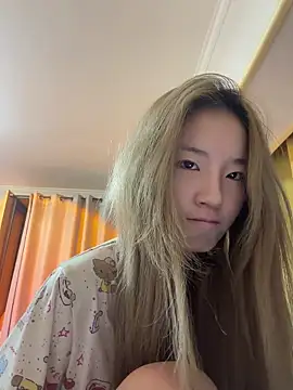 Uugirl00 online show from 10, 7, 2026