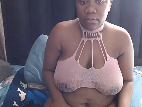 Snapshot of CovySweetMe chatting on 8, 7, 2026 CovySweetMe online show from 8, 7, 2026