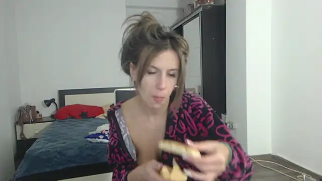 DedeSibel online show from 25, 2, 2025