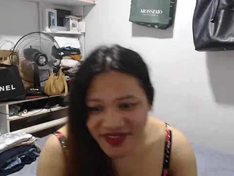 Snapshot of liebewendy2025 chatting on 22, 6, 2026 liebewendy2025 online show from 22, 6, 2026