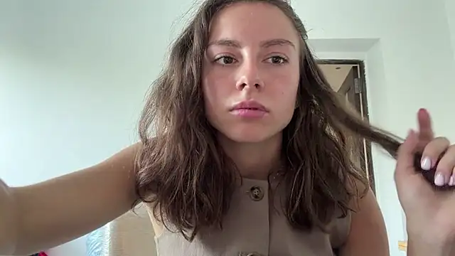 Monicaqte online show from 3, 8, 2026