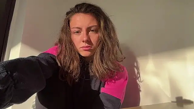Monicaqte online show from 5, 7, 2026