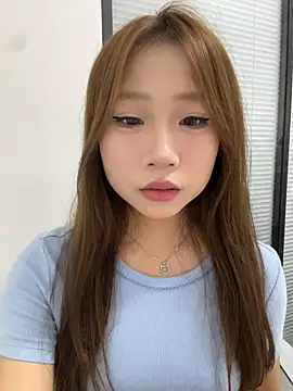 Snapshot of qiqi__77 chatting on 23, 6, 2026 qiqi 77 online show from 23, 6, 2026