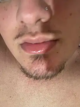 luisinnnnnn online show from 12, 7, 2026