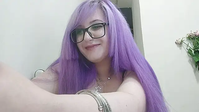 FeliniKatechini online show from 9, 8, 2026