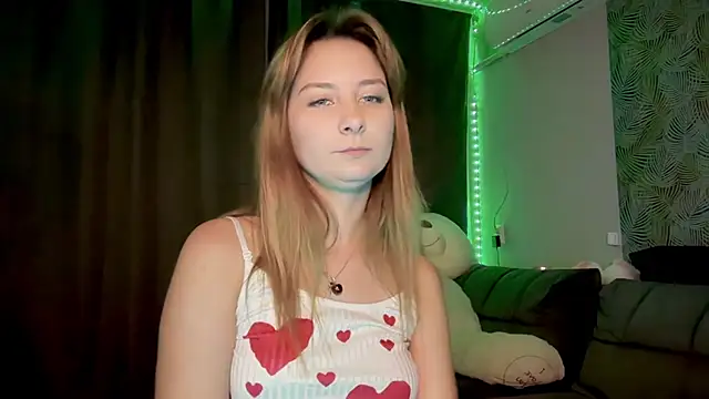 Snapshot of Luna_Kissss chatting on 16, 7, 2026 Luna Kissss online show from 16, 7, 2026
