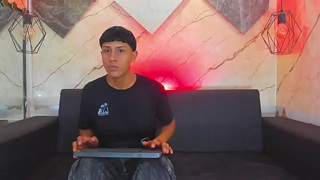 Snapshot of EMILIANO_BLESS chatting on 24, 6, 2026 EMILIANO BLESS online show from 24, 6, 2026