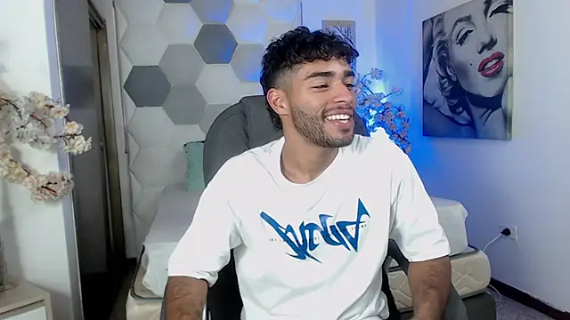 AlejandroGreco online show from 25, 6, 2026
