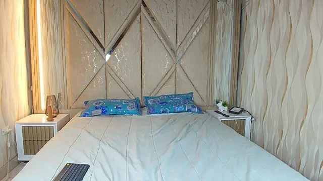 Snapshot of Twinfire_zeus chatting on 18, 7, 2026 Twinfire zeus online show from 18, 7, 2026
