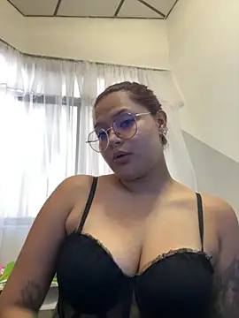 Snapshot of Sweet_Cherry__1 chatting on 16, 7, 2026 Sweet Cherry 1 online show from 16, 7, 2026