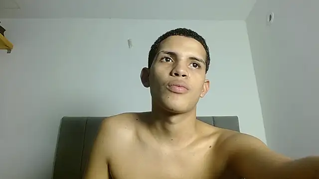 Jose And Daniel online show from 13, 7, 2026