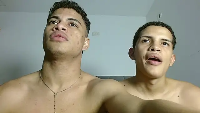 Jose And Daniel online show from 19, 7, 2026