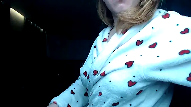 Reginasmilee online show from 26, 11, 2025