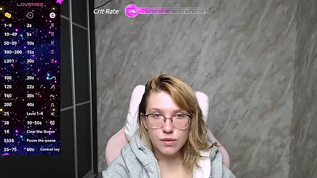 Reginasmilee online show from 20, 3, 2025
