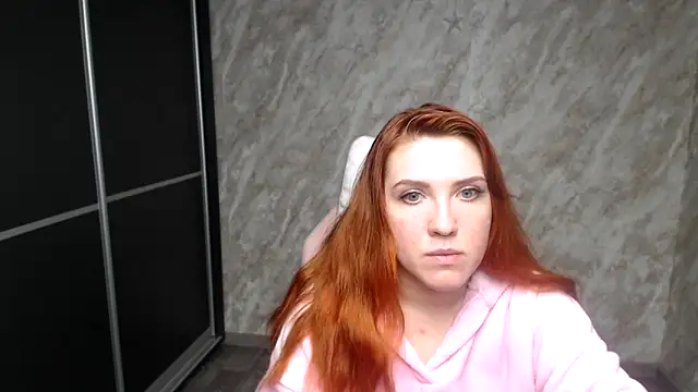 Reginasmilee online show from 2, 2, 2026