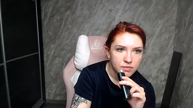 Reginasmilee online show from 11, 3, 2026