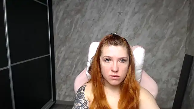 Reginasmilee online show from 18, 2, 2026