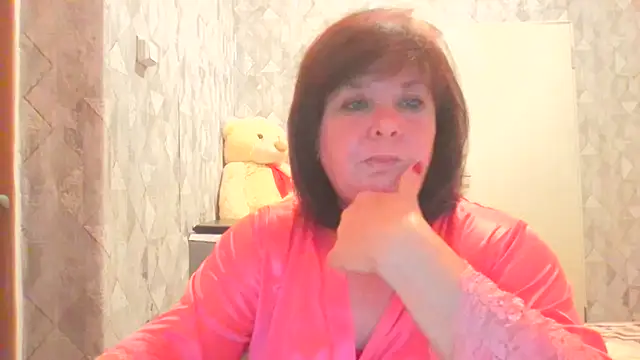 Snapshot of HannahAna39 chatting on 5, 8, 2026 HannahAna39 online show from 5, 8, 2026