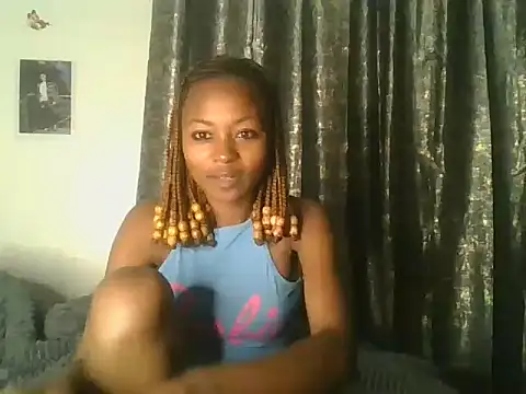 Snapshot of Prettyquueen chatting on 23, 6, 2026 Prettyquueen online show from 23, 6, 2026