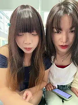 Snapshot of YY-1-1-1 chatting on 10, 7, 2026 YY-1-1-1 online show from 10, 7, 2026