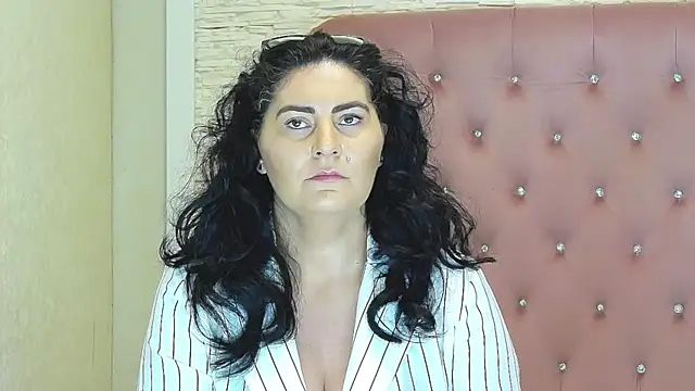 Snapshot of IlonaSky chatting on 24, 6, 2026 IlonaSky online show from 24, 6, 2026