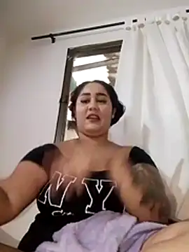 Snapshot of Valentina_Tilly chatting on 16, 7, 2026 Valentina Tilly online show from 16, 7, 2026