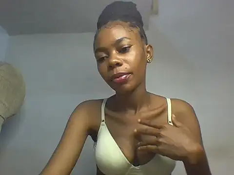 Snapshot of squirty_doll254 chatting on 22, 7, 2026 squirty doll254 online show from 22, 7, 2026