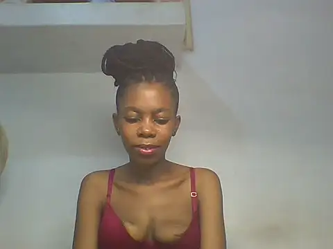 Snapshot of squirty_doll254 chatting on 22, 7, 2026 squirty doll254 online show from 22, 7, 2026