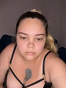 Snapshot of Nesliiiiii chatting on 8, 7, 2026 Nesliiiiii online show from 8, 7, 2026