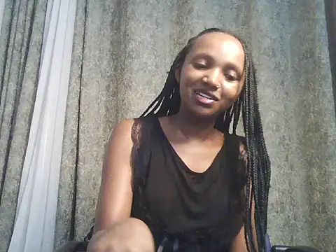 Snapshot of Cherrysexxi chatting on 5, 8, 2026 Cherrysexxi online show from 5, 8, 2026