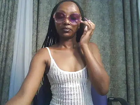 Snapshot of Cherrysexxi chatting on 9, 8, 2026 Cherrysexxi online show from 9, 8, 2026