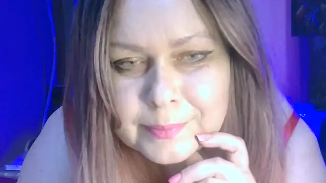 Snapshot of Roksolana5398 chatting on 10, 7, 2026 Roksolana5398 online show from 10, 7, 2026