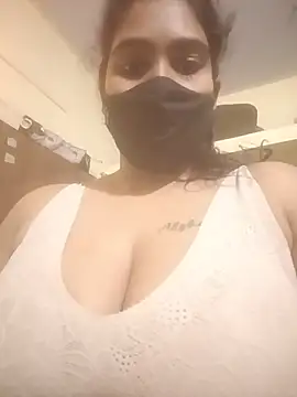Cute-girlyy online show from 11, 7, 2026
