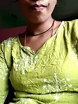 Snapshot of preethi_telugu66 chatting on 8, 7, 2026 preethi telugu66 online show from 8, 7, 2026